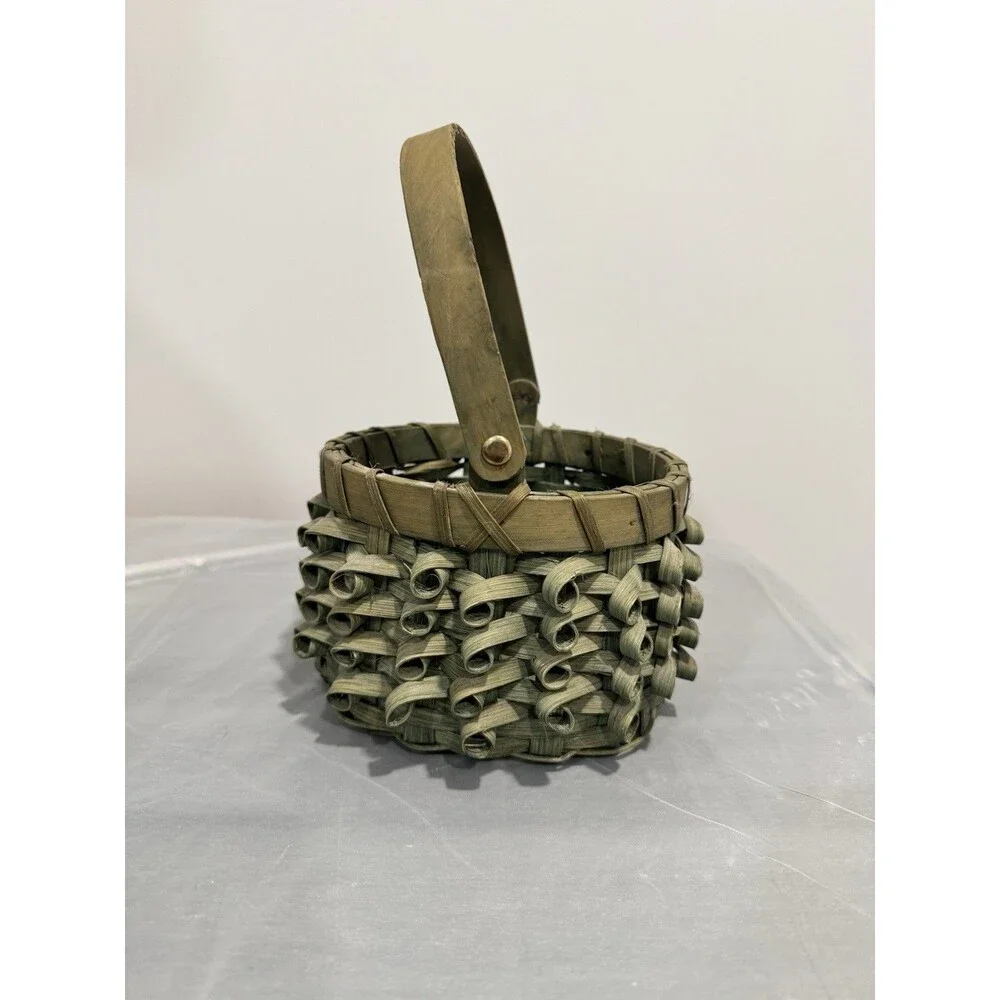 Vintage Green Curl Weave Woven Basket with Handle Cottage Farmhouse Decor